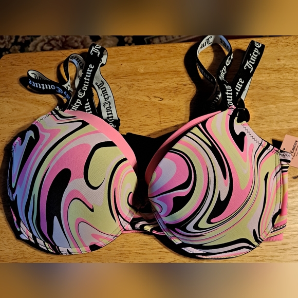 Bras - Picture 2 of 5